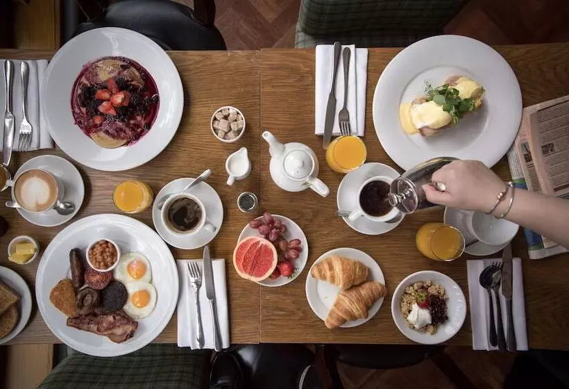 簡易ホテル The Alma