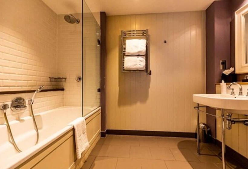 فندق فئة نجمة واحدة The Alma