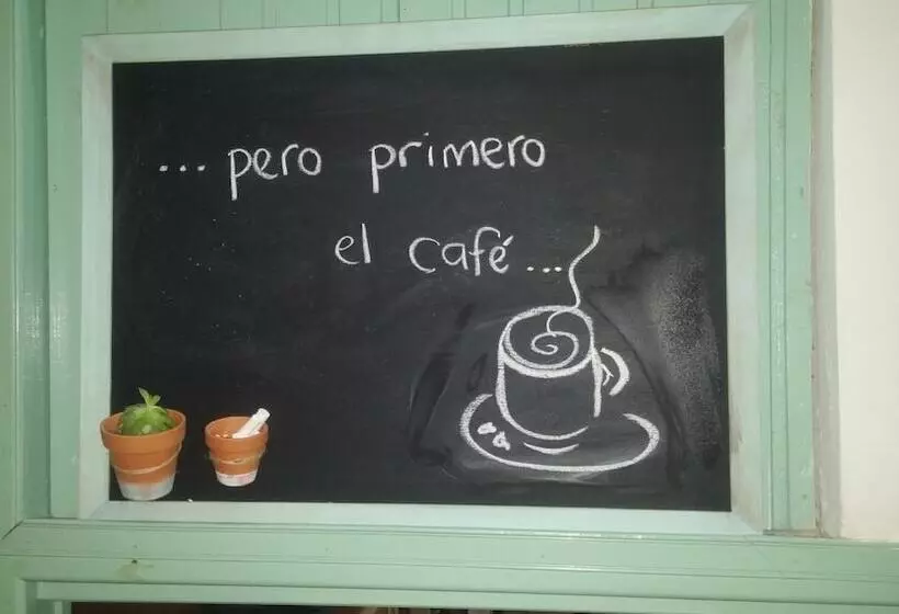 Hostel Babilonia