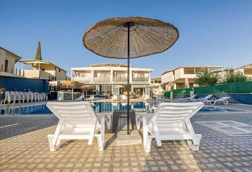 Hotelli Dimora Boemo