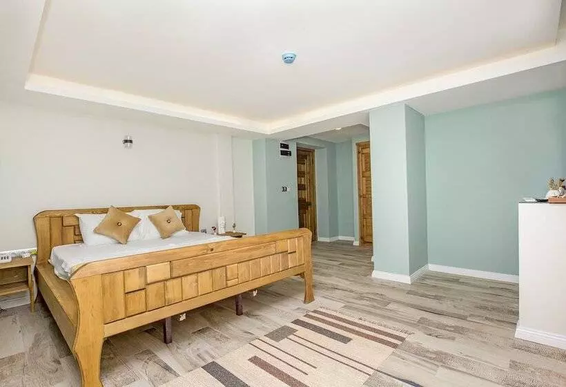 Hotelli Dimora Boemo