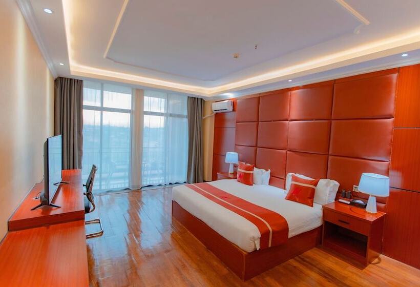 هتل M Apartments &