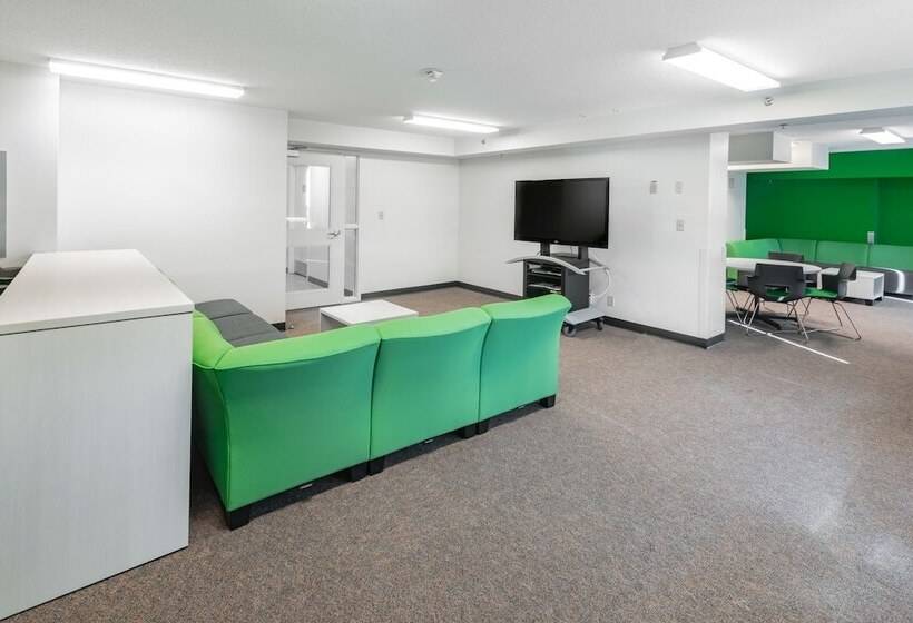 Hotel Macewan University Residence