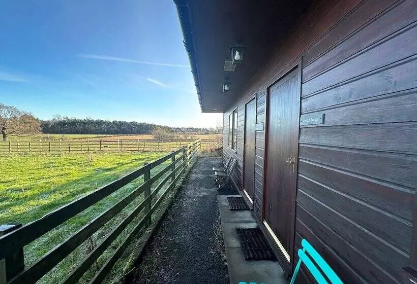 Hotelli Orchard House Lodges By Ecohuman