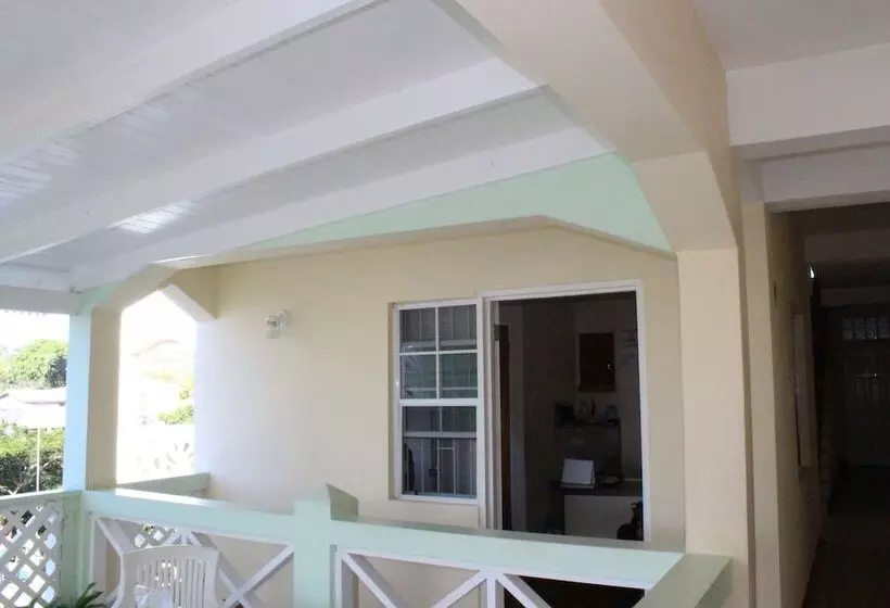 هتل Relax Inn Grenada West Indies