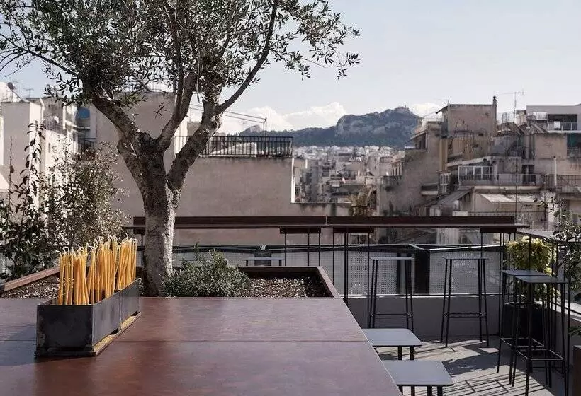 ホテル The Newel Metaxourgeio