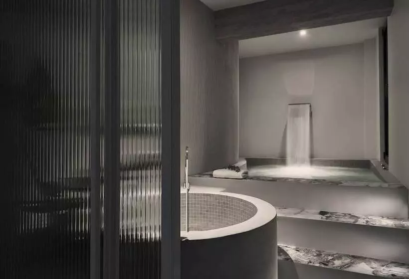 ホテル The Newel Metaxourgeio