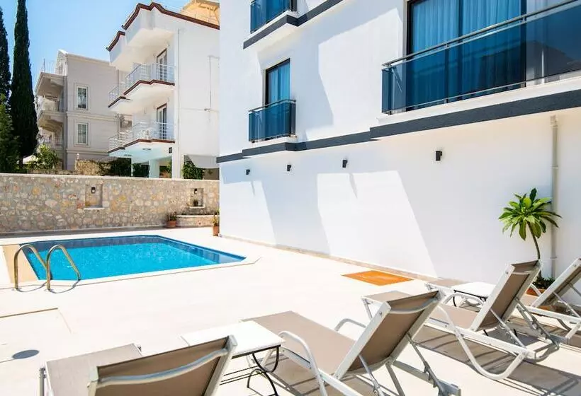 Kaya Apartments