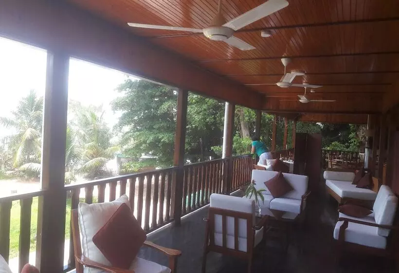 پانسیون Villa Anse La Blague