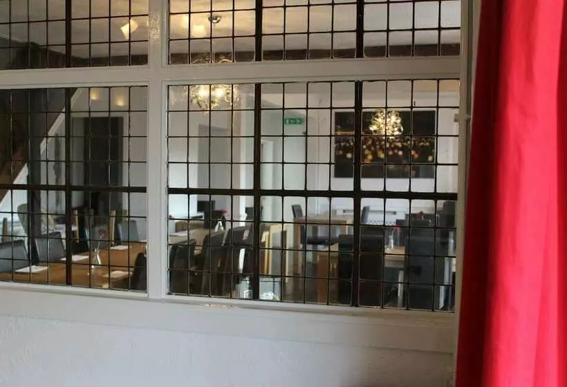The Chainbridge Inn