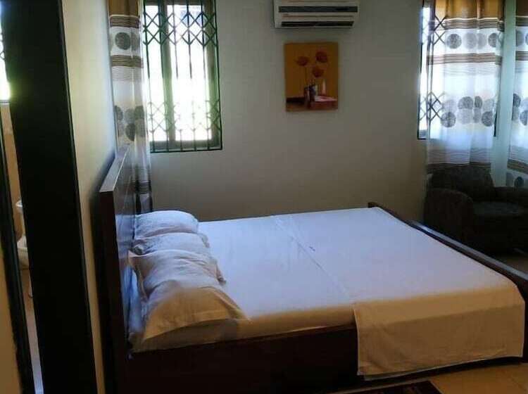 בית מלון כפרי Apple Royal Lodge