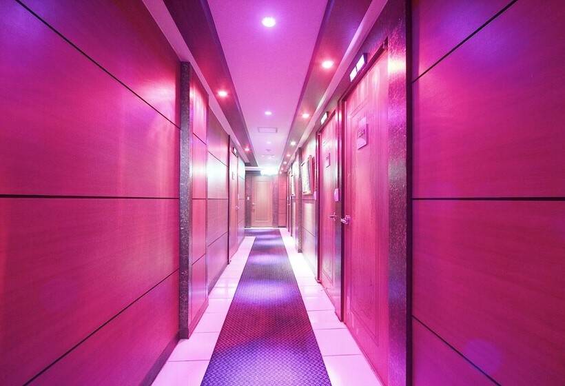 مُتل Gwangju Sinandong Adria