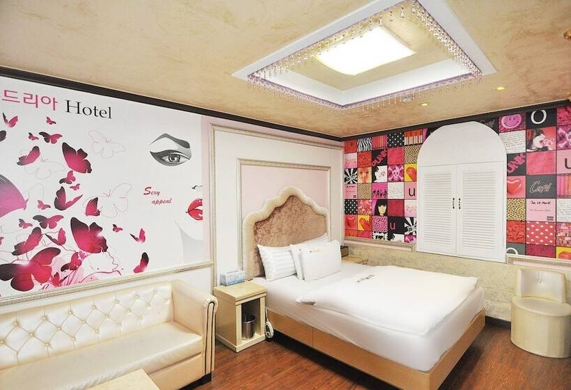 مُتل Gwangju Sinandong Adria