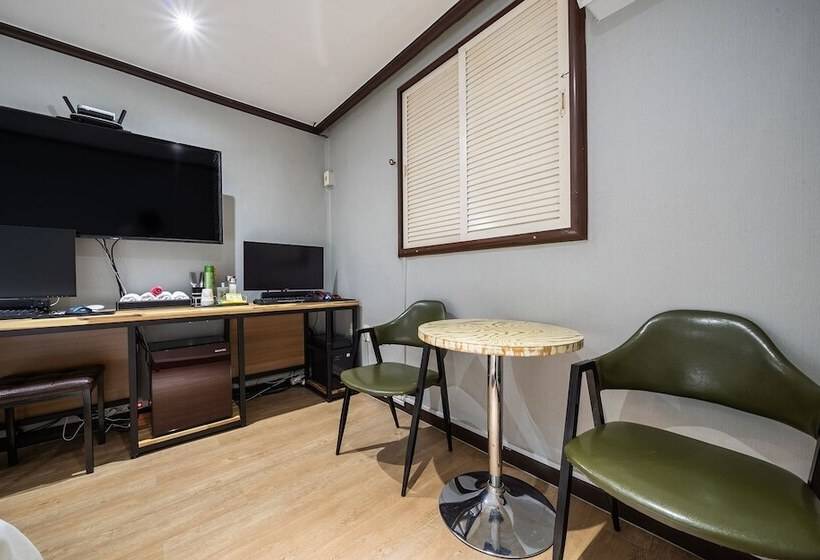 Motel Incheon Tomato