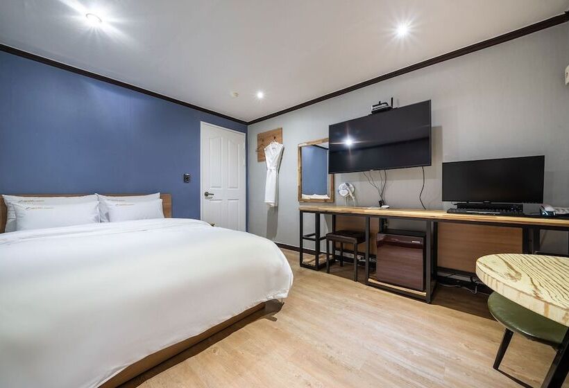 Motel Incheon Tomato