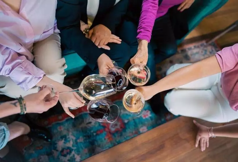 Hotelli Bungalow Miramar & Jeronimo At Casa Marin Vineyards