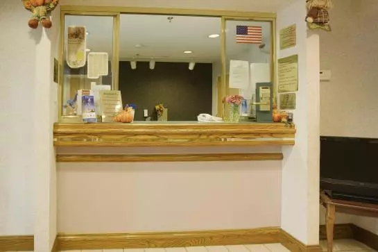 Отель Americas Best Value Inn Franklin Spring Hill