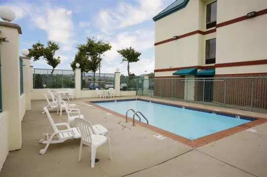 Отель Americas Best Value Inn Franklin Spring Hill