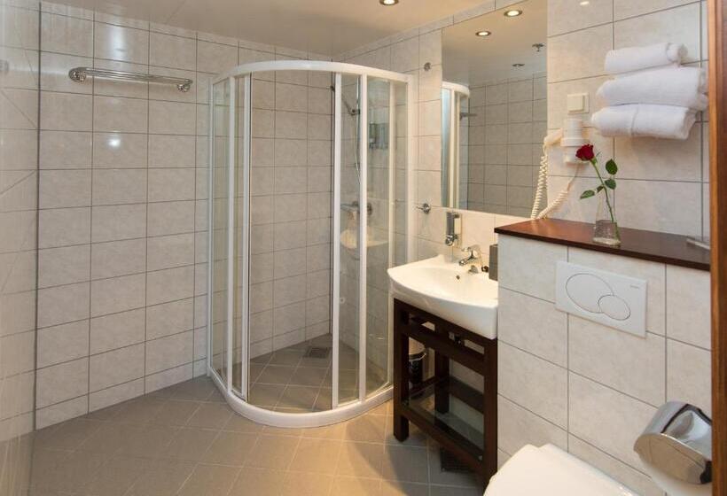 Отель Arendal Herregaard Spa & Resort