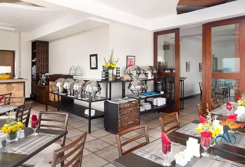 ホテル Azia Suites And Residences