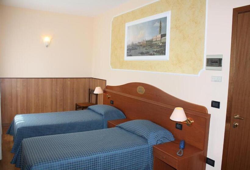 בית מלון כפרי Belfiore