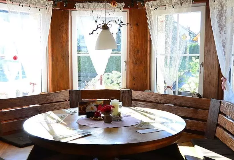 호텔 Cafe Verkehrt   Wellcome Motorbiker, Berufsleute Und Reisende Im Schwarzwald