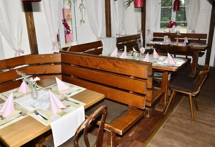 호텔 Cafe Verkehrt   Wellcome Motorbiker, Berufsleute Und Reisende Im Schwarzwald