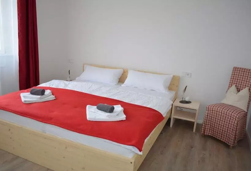 호텔 Cafe Verkehrt   Wellcome Motorbiker, Berufsleute Und Reisende Im Schwarzwald