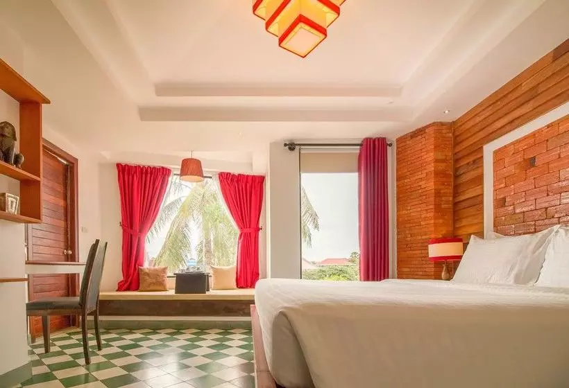 هتل Chronicle Angkor