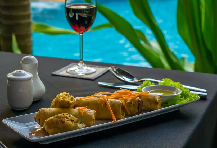 هتل Chronicle Angkor