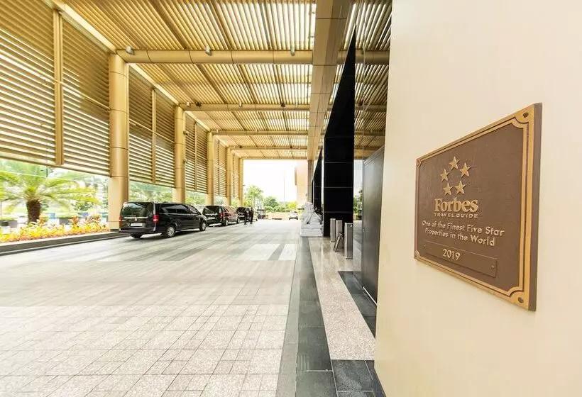 هتل City Of Dreams   Nüwa Manila