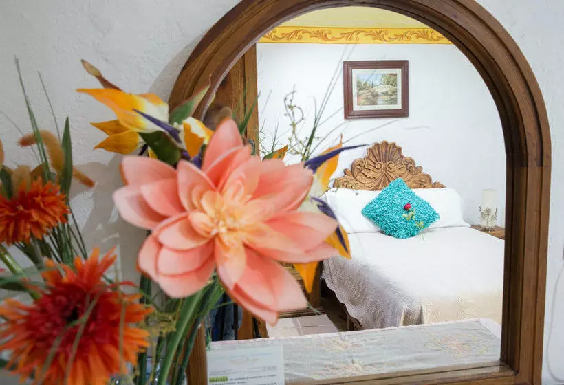 ホテル Eden De Los Angeles