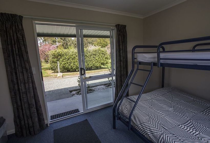 호텔 Fiordland Great Views Holiday Park