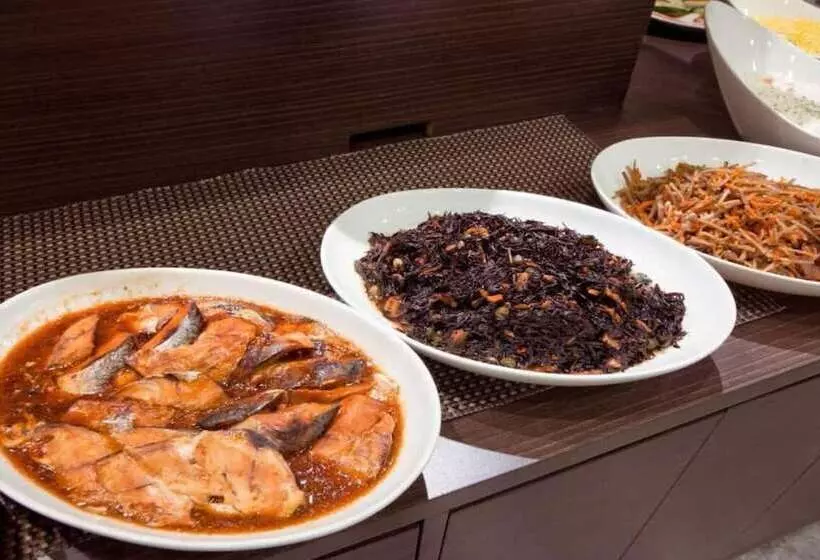 ホテル Kuretakeinn Yaizuekimae