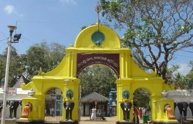 فندق Magampura Eco Village Resort