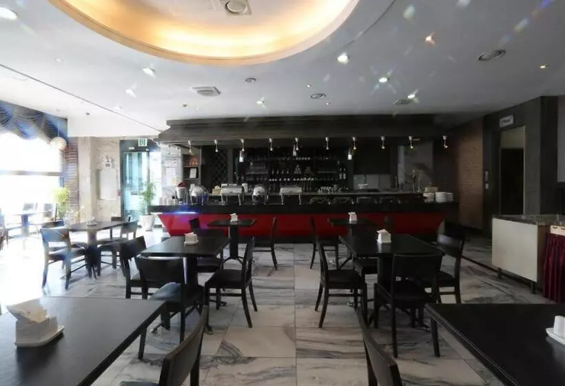 Metro Tourist Hotel Cheonan