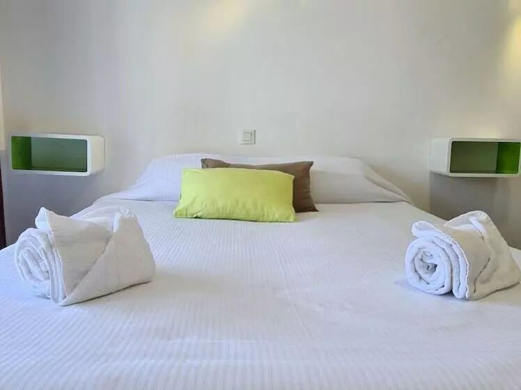 בית מלון כפרי Park & Suites Village Gorges De L Hérault Cévennes