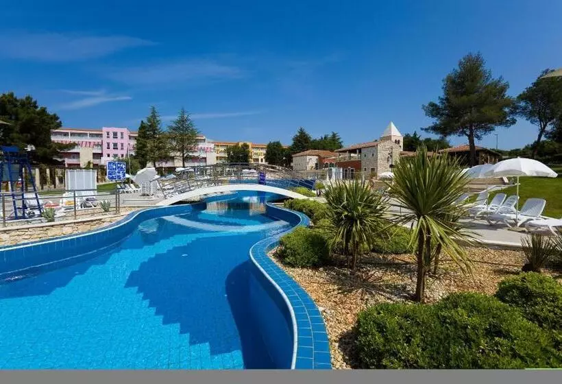 هتل Residence Garden Istra Plava Laguna