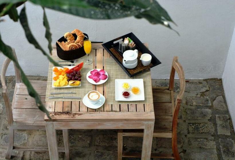 酒店 Rockwell Colombo