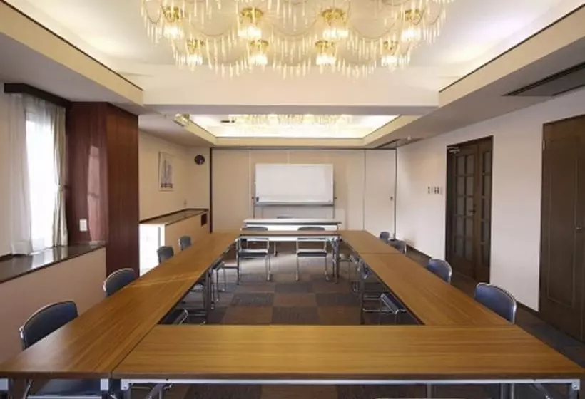 Hotel Route Inn Court Chikuma Koshoku