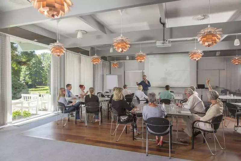 Skarrildhus Sinatur Hotel & Konference