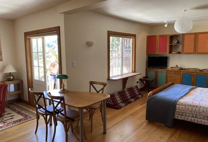 Joya Garden & Villa Studios