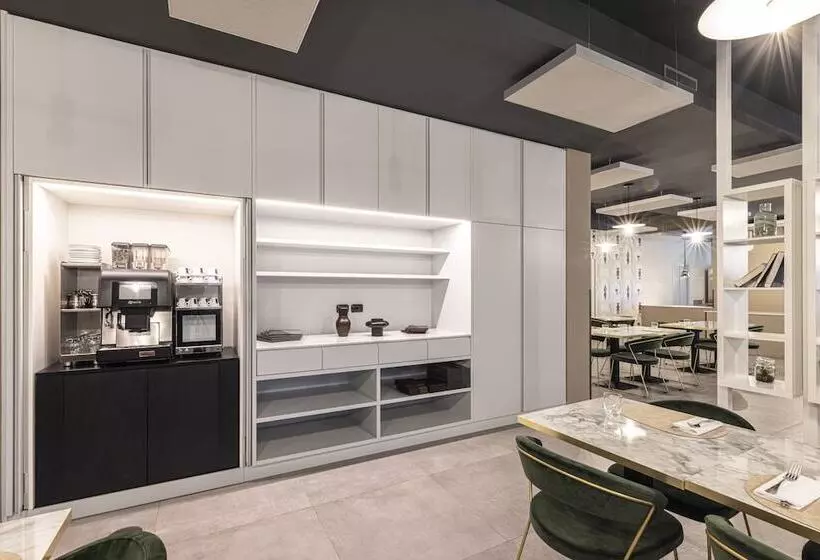 Hotelli Lo Scoiattolo