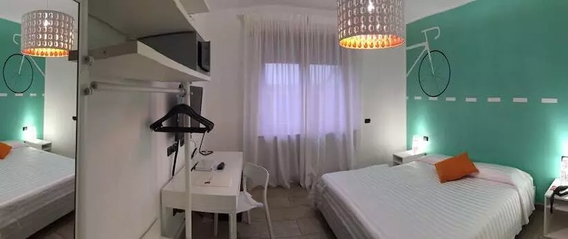 Hotelli Lo Scoiattolo