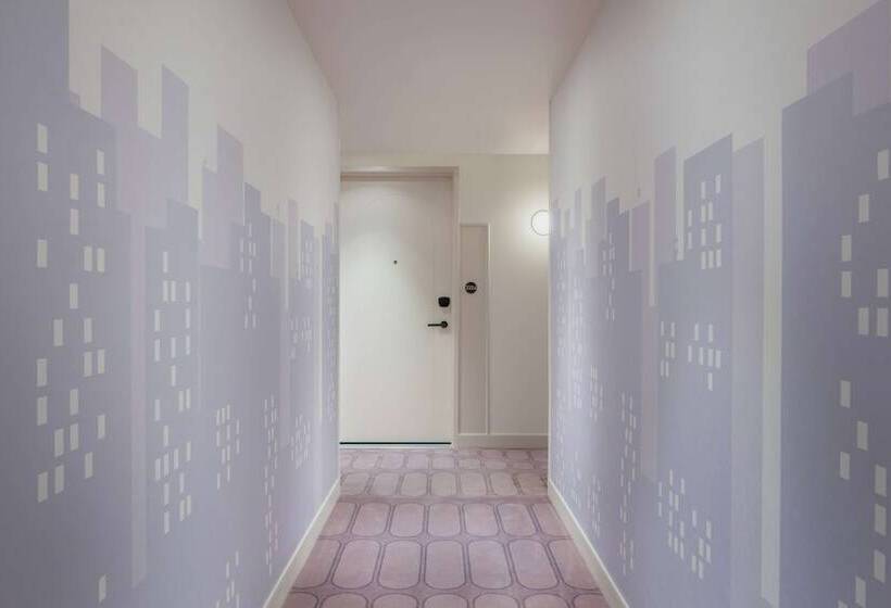 Motto by Hilton New York City Times Square