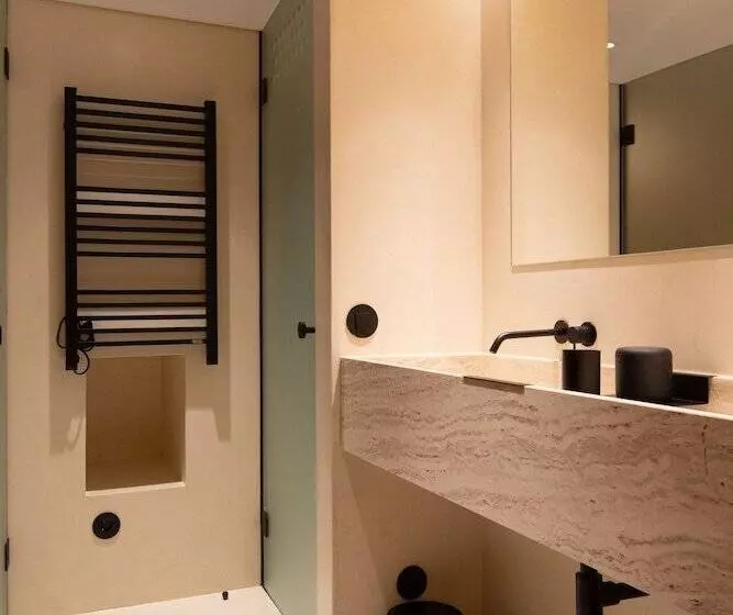 تختخواب و صبحانه Almadina Smart Luxury