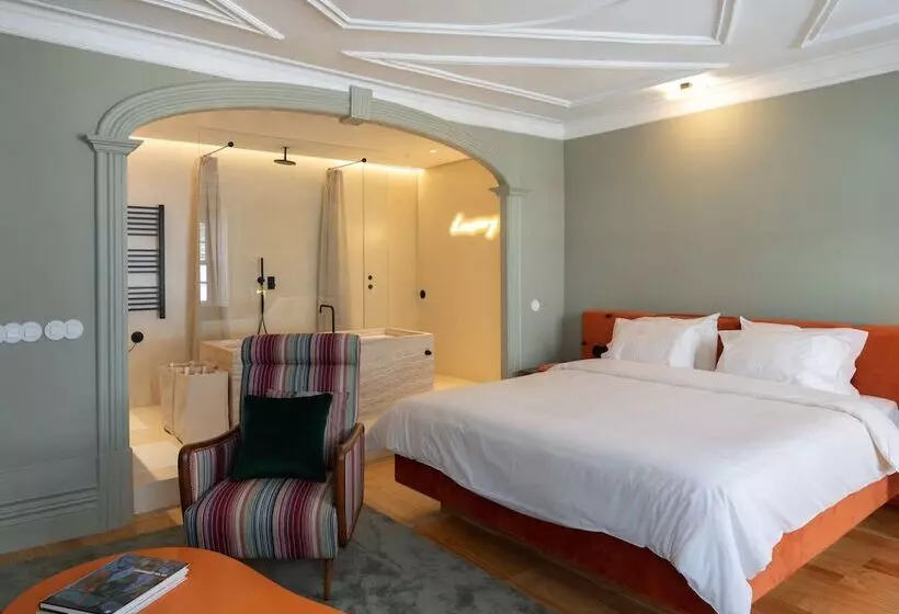 تختخواب و صبحانه Almadina Smart Luxury