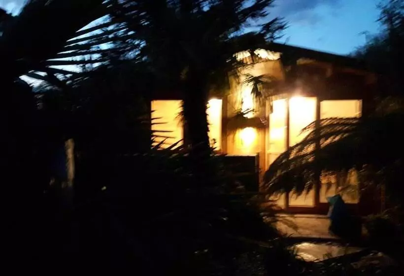 Cabin Set In A Beautiful Romantic Tropical Garden