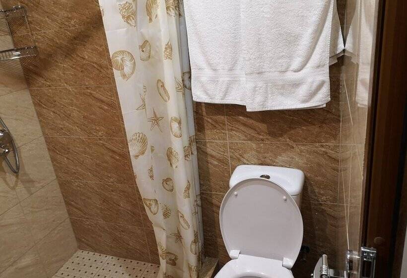 Prime Hotel & Hostel