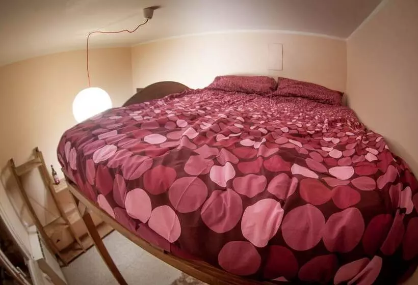 پانسیون 4roomz